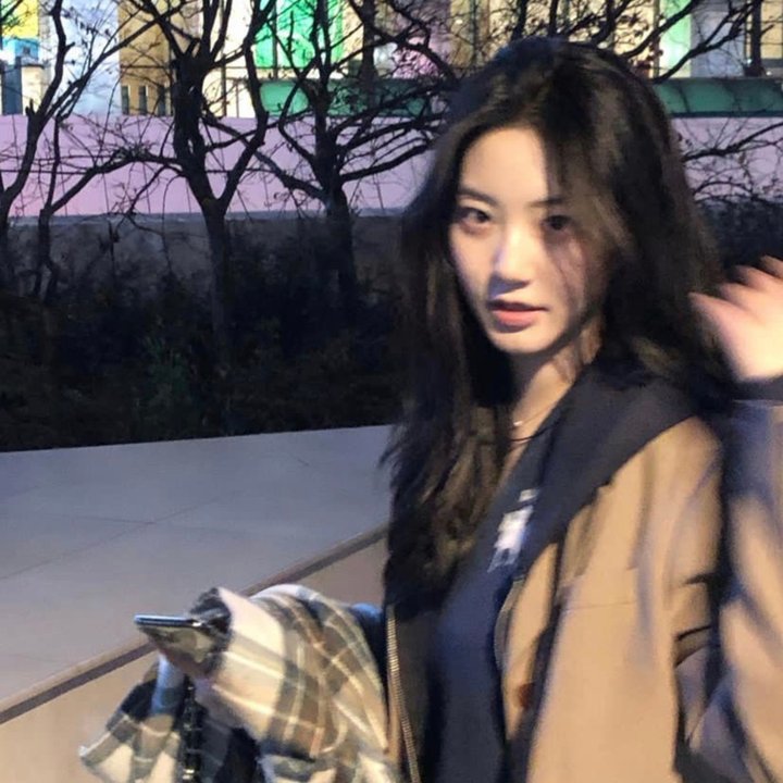 鉴识英雄